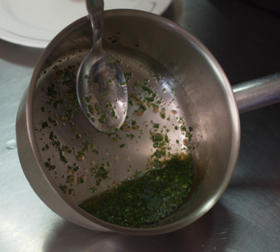 Asperges vinaigrette sucre-sale - vinaigrette finie